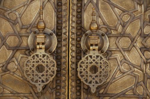 Bronzen toegangsdeur paleis